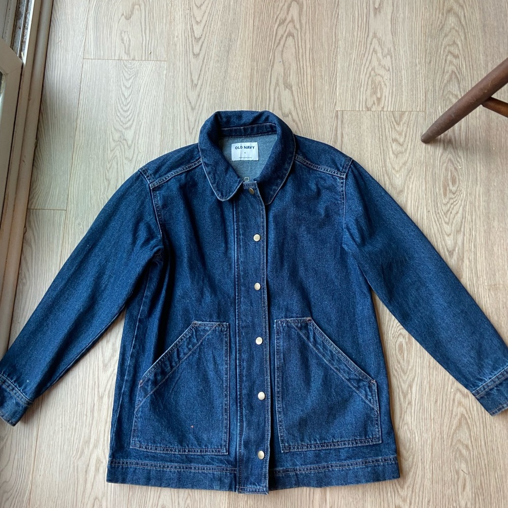 Women’s old navy relaxed jean barn jacket size small